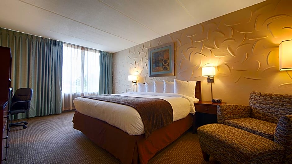 SureStay Plus Hotel by Best Western Albany Airport