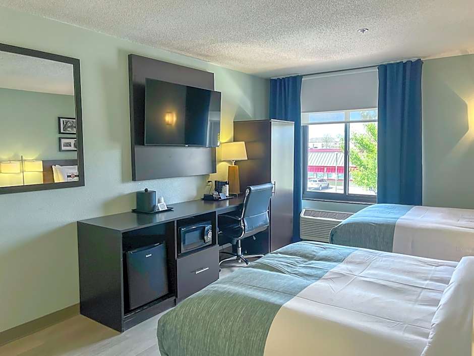 Wingate by Wyndham Salisbury