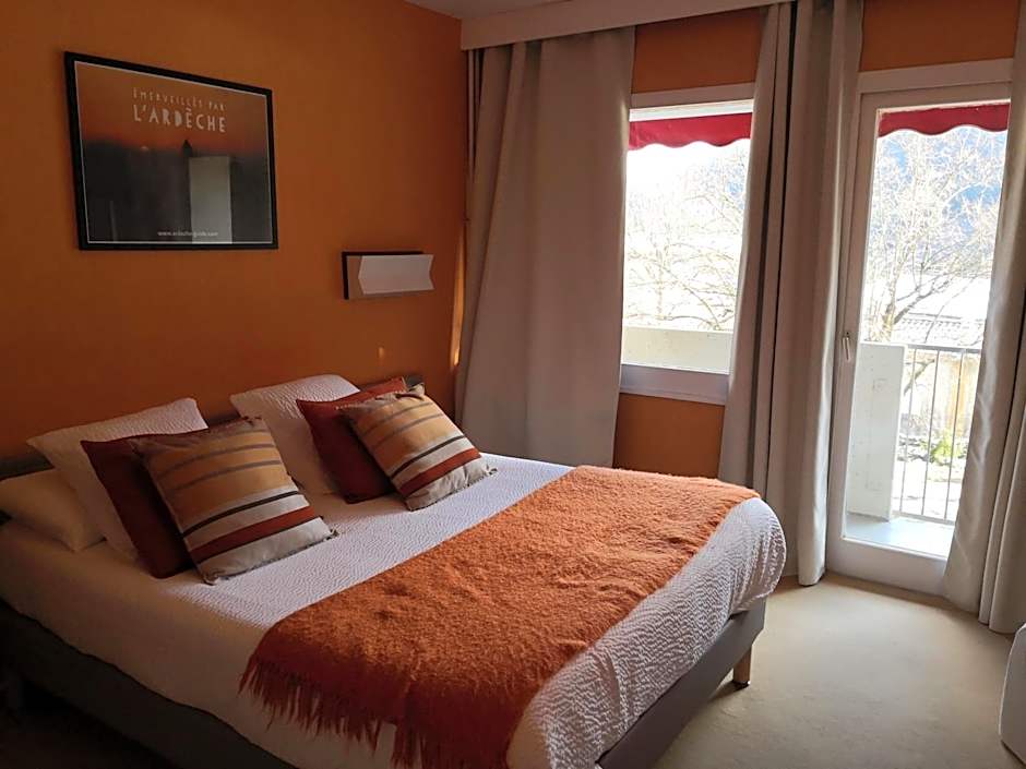 Hôtel-Restaurant Le Tanargue