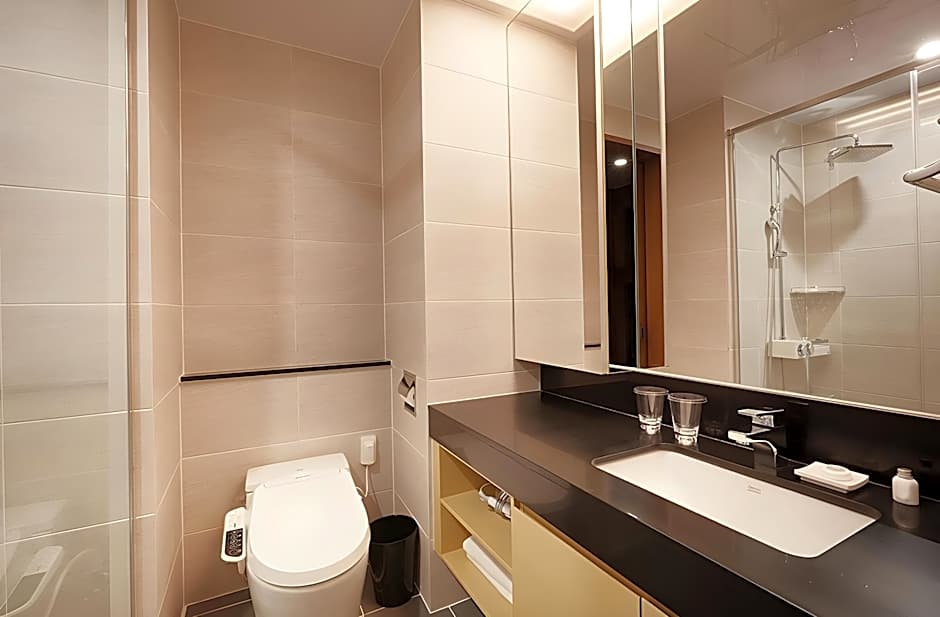 Osong H Hotel Sejong City