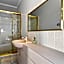 Super nice house with luxury sea view - shared house