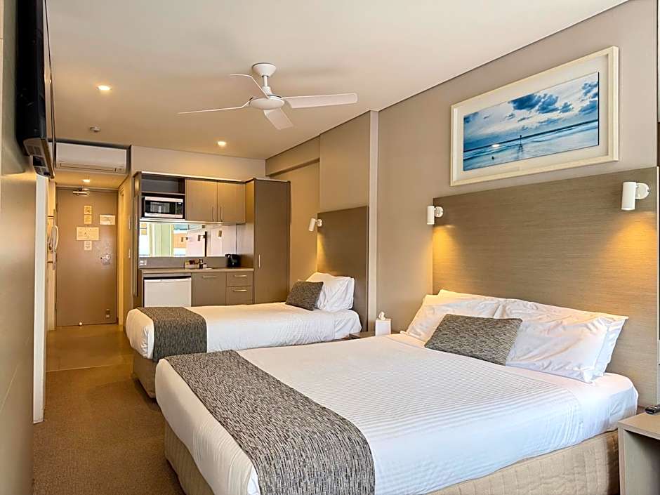 Manly Paradise Motel & Apartments