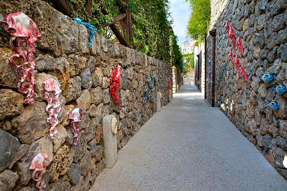 Monastero Santa Rosa Hotel & Spa