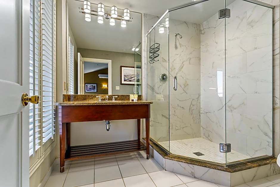 The Lafayette by LuxUrban
