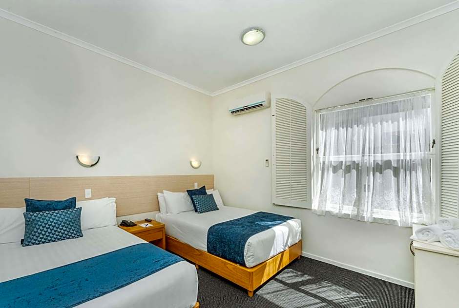 Ramada by Wyndham Hamilton City Center