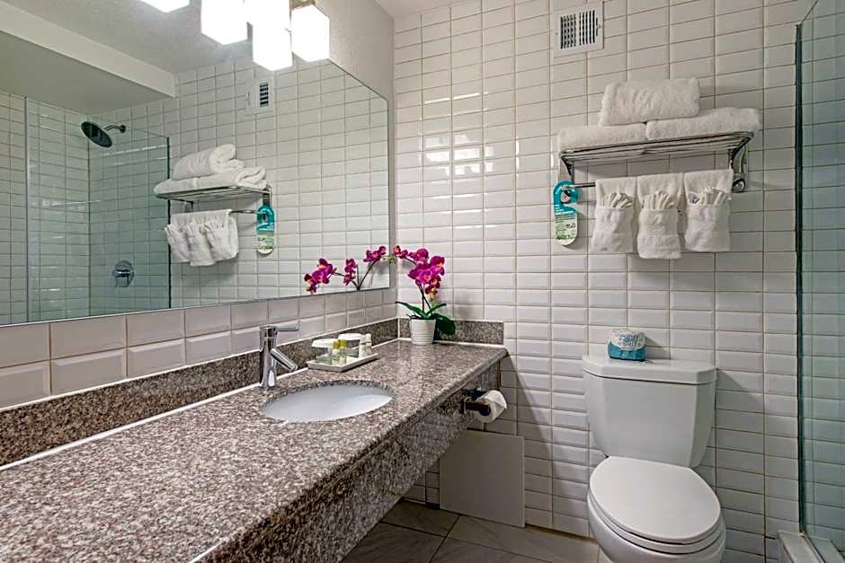 West Wing Hotel, Ascend Hotel Collection