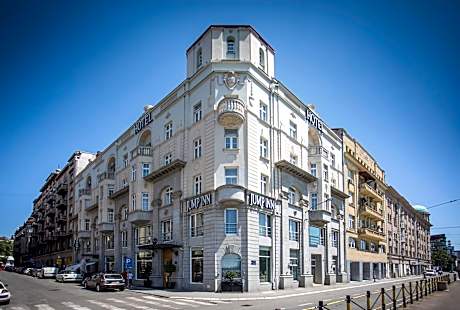 Jump INN Hotel Belgrade