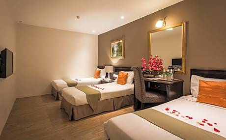 Superior Alto Triple Room