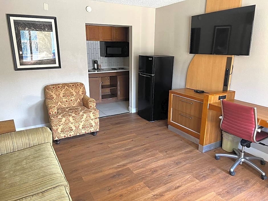 Baymont by Wyndham Odessa University Area