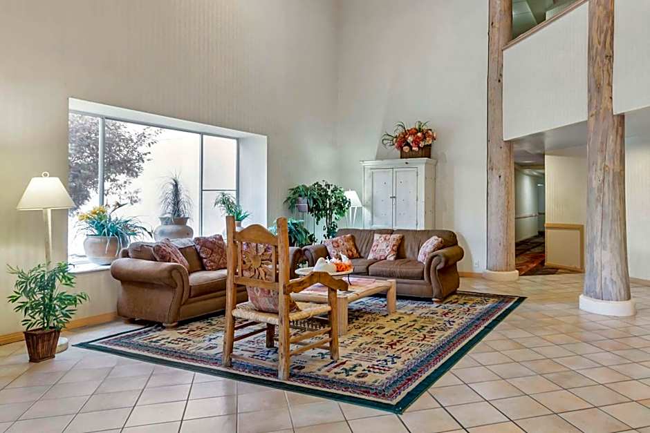 Quality Suites Moab near Arches National Park