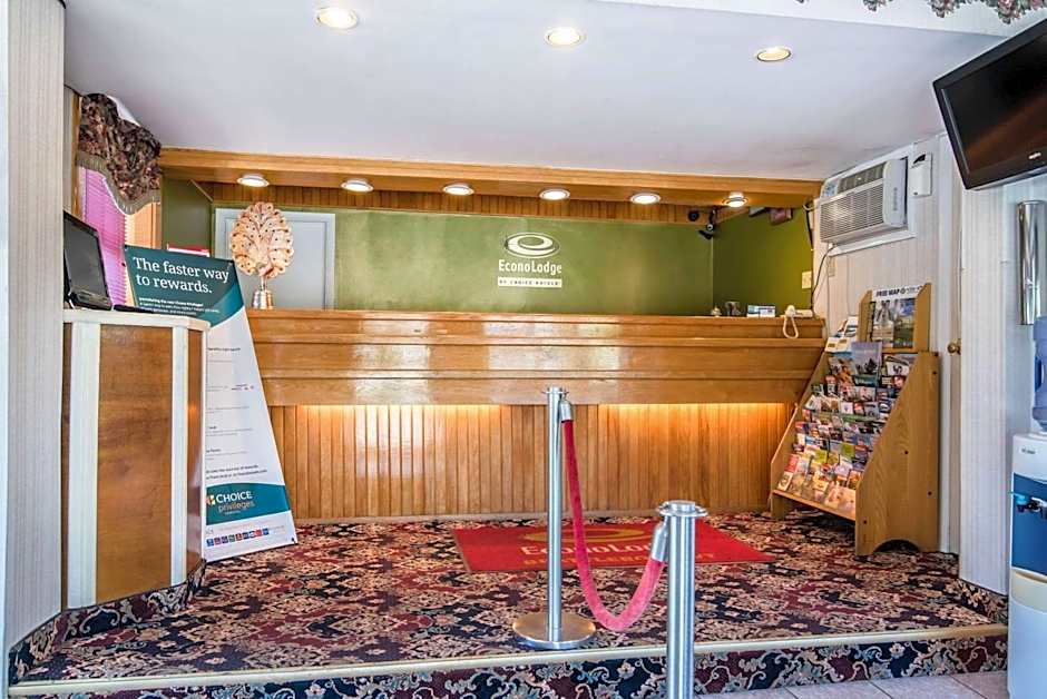 Econo Lodge Brattleboro South