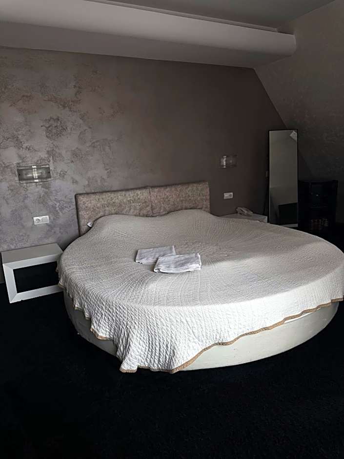 Agusta Hotel, Garden & SPA