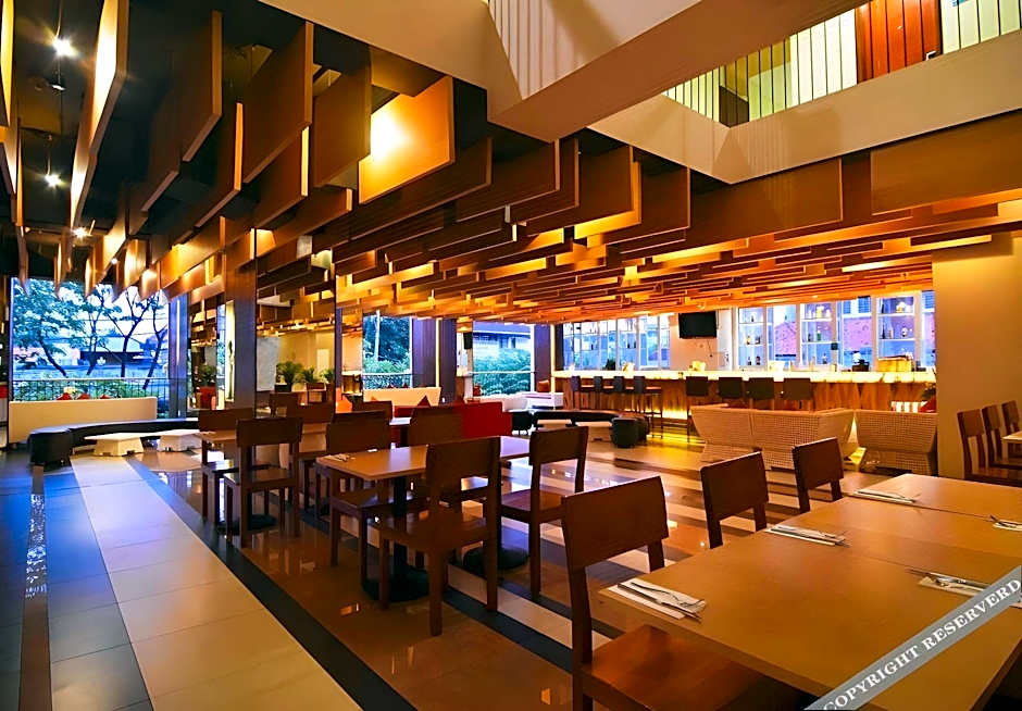 The One Legian Hotel