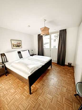 One-Bedroom Deluxe Apartment