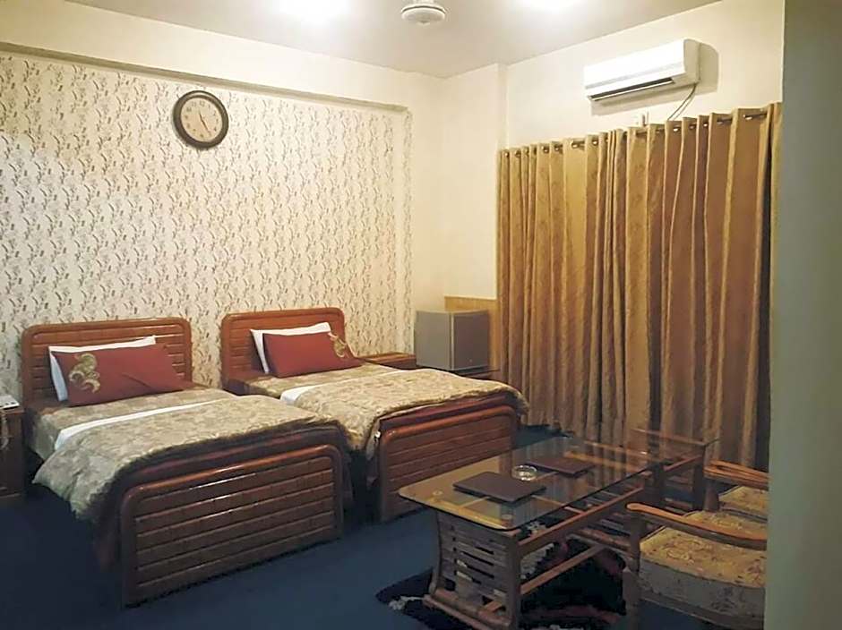 Divine Hotel