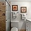 Cozy Condo in Kihei at Kamaole Sands Building 3 Unit 202