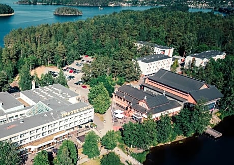 Summer Hotel Vuorilinna