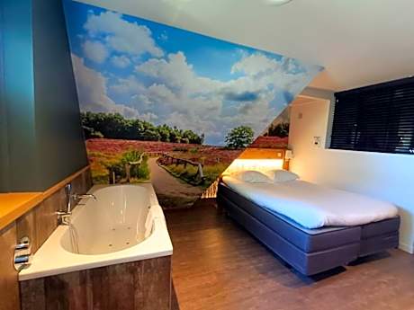 Deluxe room with spa facilities