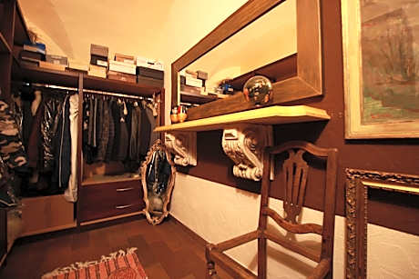 King Room with Spa Bath