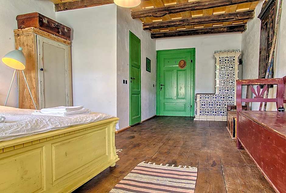 Viscri 32 - White Barn and Blue House