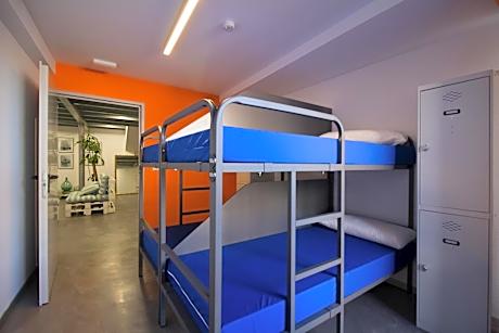 Bed in 10-Bed Mixed Dormitory Room