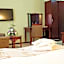 Golden Valley Hotel