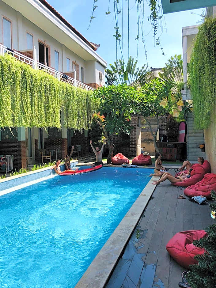Mojosurf Camp Canggu