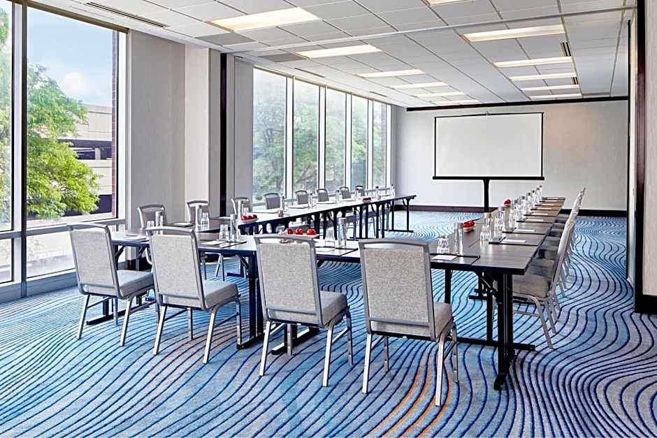 Sheraton Indianapolis Hotel At Keystone Crossing