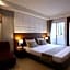 Collection O The Bangkok Cha Cha Suite