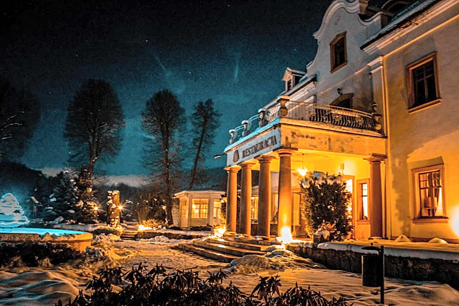Palac na Wodzie Hotel & SPA