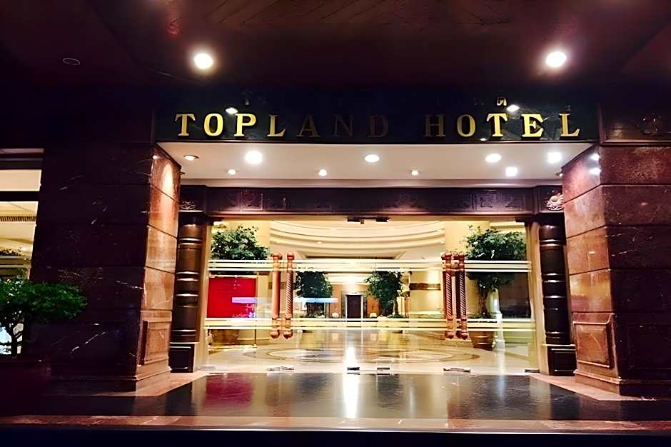Topland Hotel