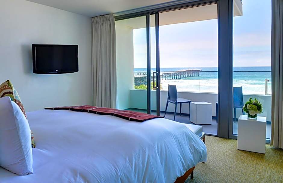 Tower 23 Hotel