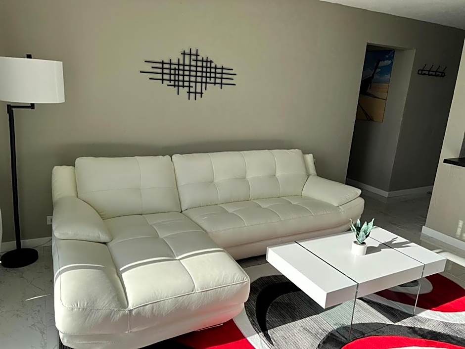 Stunning Views Best location in Hilo 2BR modern Condo