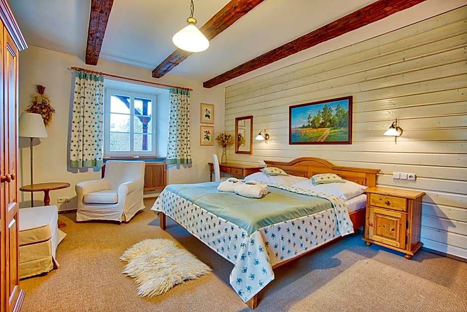 Apartmán-Hotel Jítravský Dvorec