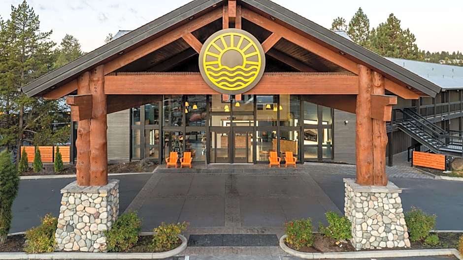 Riverhouse Lodge