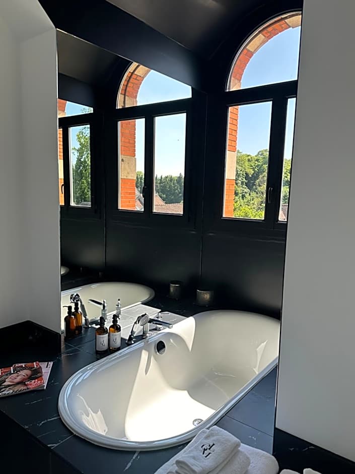 LA GRANDE MAISON LGM
