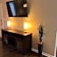Modern & Cozy 2 bedroom home near downtown Shawnee