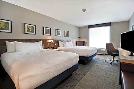 Two Queen Beds