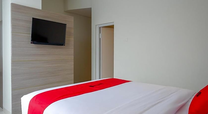 RedDoorz near Exit Tol Banyumanik 2