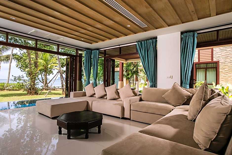 Amatapura Beachfront Villa 14, SHA Certified