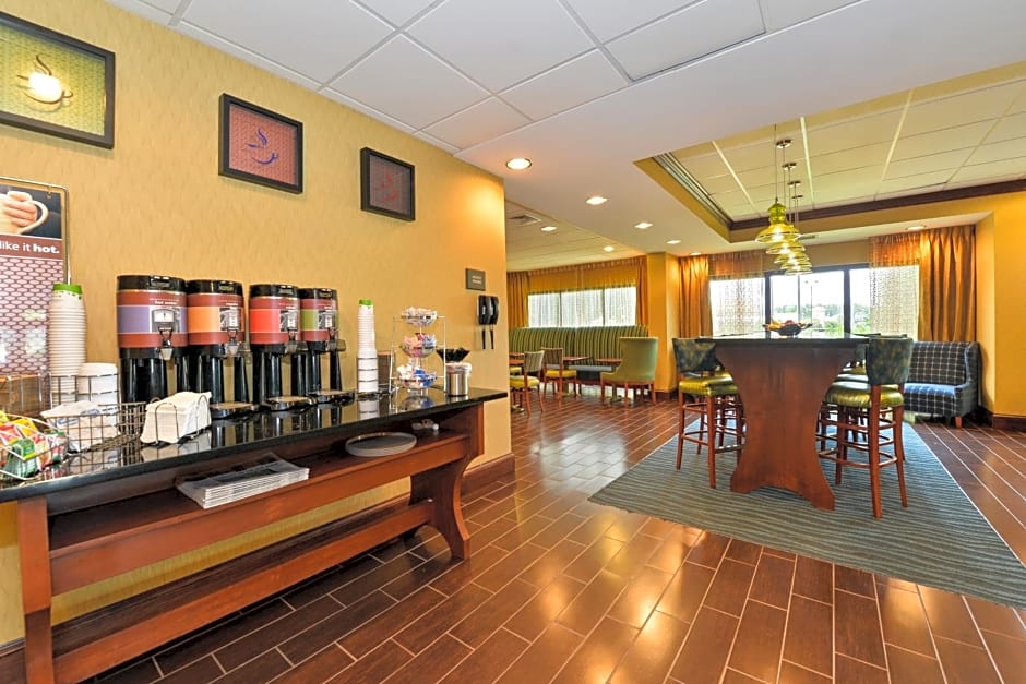 Hampton Inn Petersburg-Fort Lee