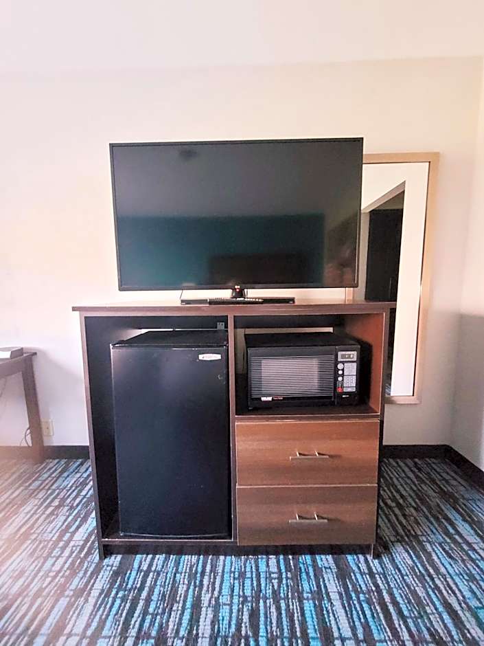 Clarion Pointe Harrodsburg-Danville