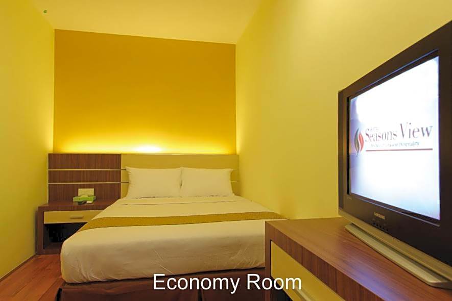 Photo 1 of 4 of Economy, Windowless