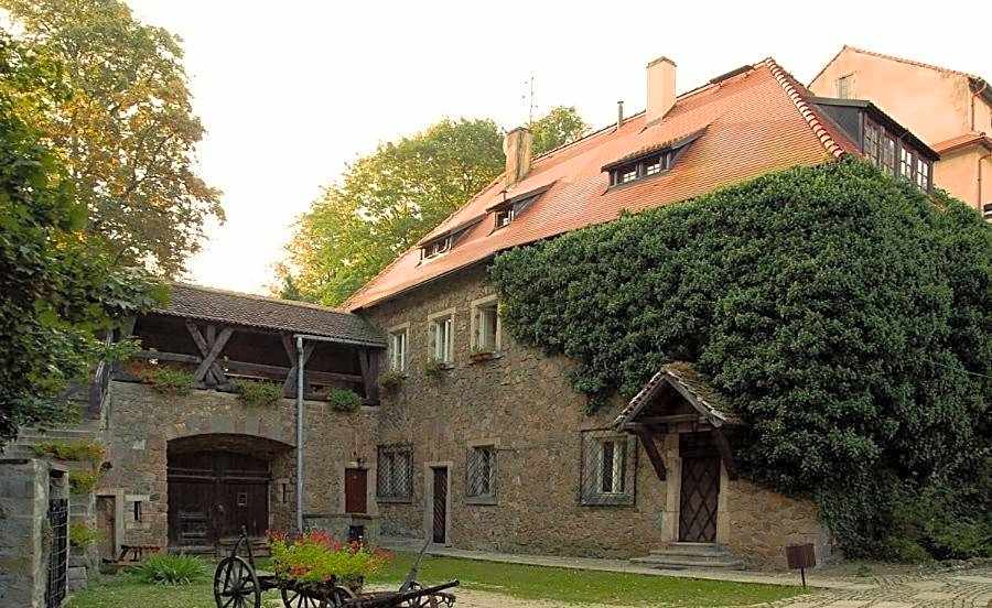 Hotel Przy Oślej Bramie - Zamek Książ