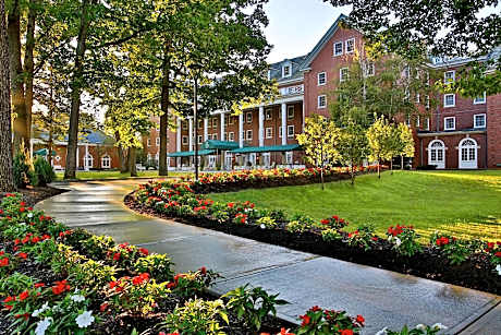 Gideon Putnam Resort & Spa
