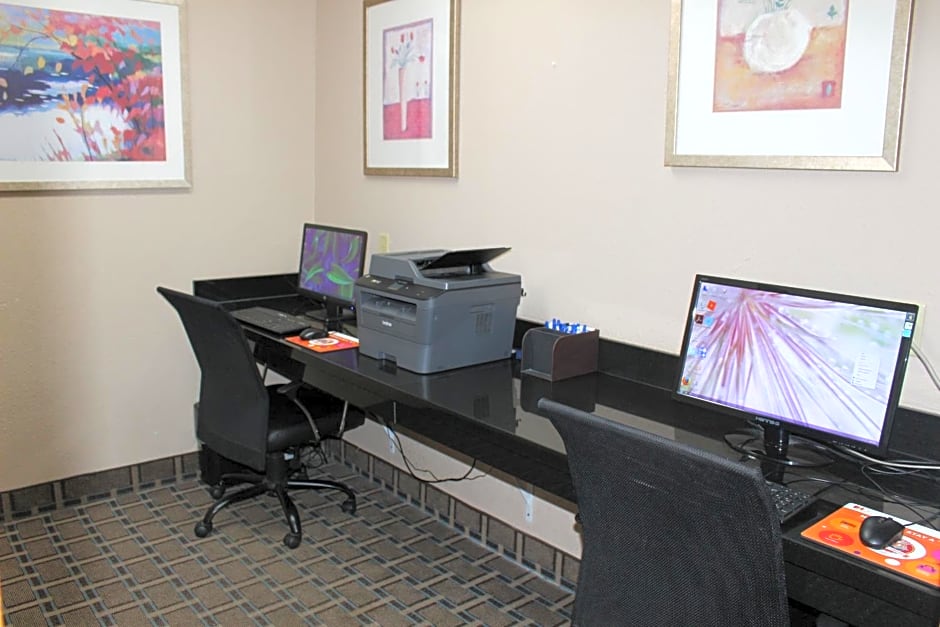 Holiday Inn Express Kansas City Liberty Missouri By IHG