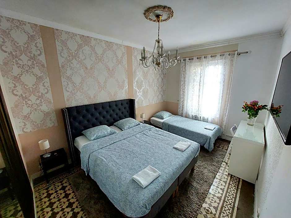 N1 Casa de Madrid - greenpeace line