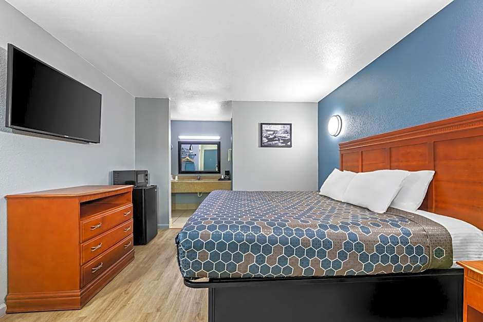 Americas Best Value Inn Indianola