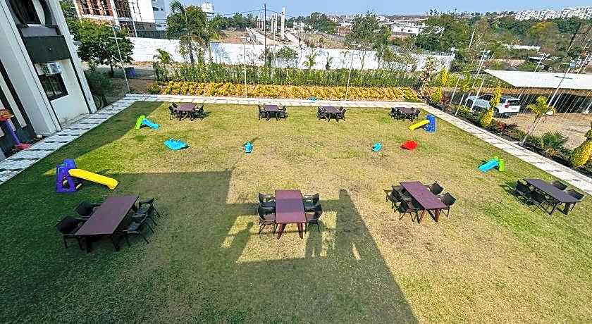 Shri Kailash Mansarovar Hotel and Marriage Garden