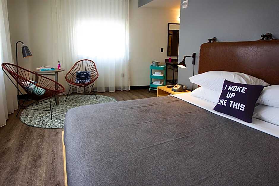 Moxy by Marriott New Orleans Downtown/French Quarter Area